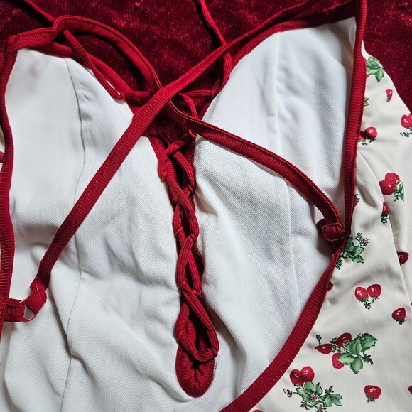 LACEMADE VIBRANT STRAWBERRY BODYSUIT NWT SIZE XL FRONT CORSET LACING. - Picture 5 of 8